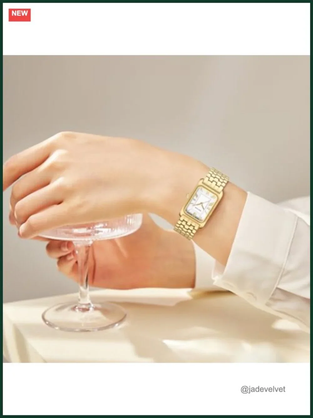 Vintage Roman Dial Gold Steel Bracelet Women's Watch Quartz Adjustable